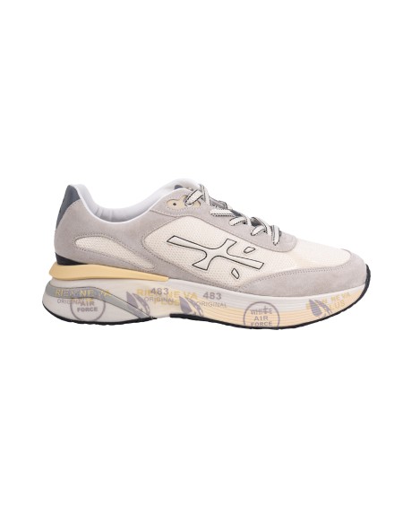 Shop PREMIATA  Scarpe: Premiata Sneakers "Moerun 7298".
Logo all'esterno.
Scritta PREMIATA all'interno.
Nome modello sull'etichetta.
Altezza suola: 4,5 cm.
Composizione: SUOLA: 70% PEBAX 20% GOMMA 10% TPU PARTE SUPERIORE: 55% PA 10% PL 5% EA 5% PU 25% PELLE DI VITELLO FODERA: 86% PELLE DI CAPRA 14% PU.
Made in Vietnam.. MOERUN-7298